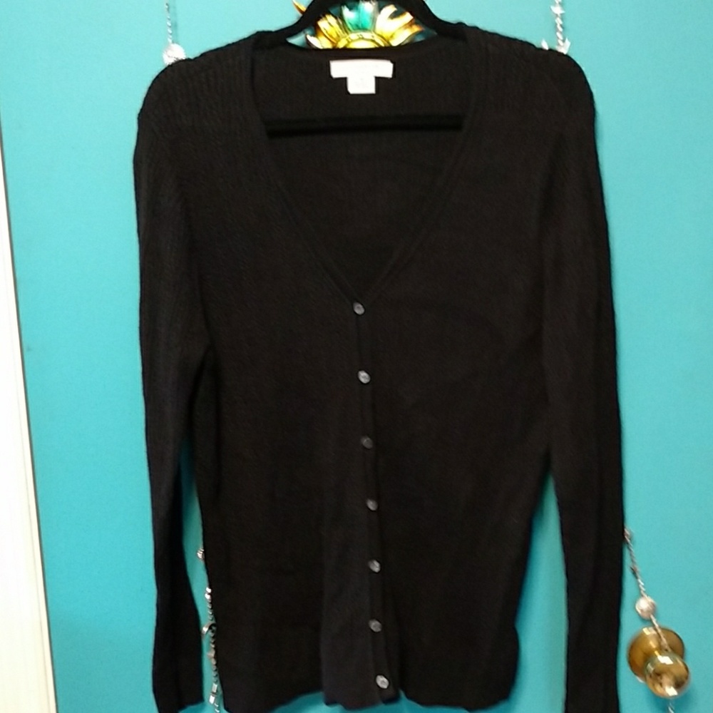EUC LIZ CLAIBORNE WOMAN V-NECK BUTTON SWEATER